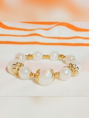 Handmade Bracelet One Of A Kind. Premium Acrylic. Size 7'' Very Beautiful